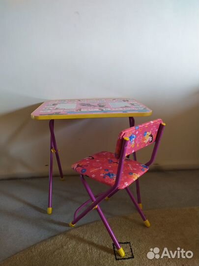 Детский столик и стульчик