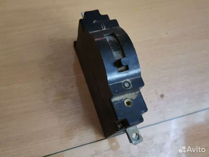 Автоматический выключатель СССР