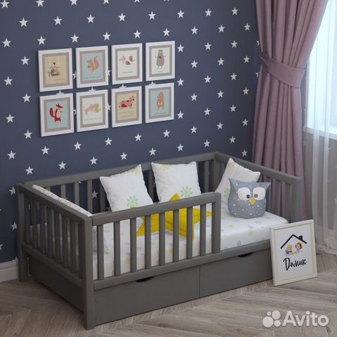 Кроватка с бортиком от 2х лет из натурального дере