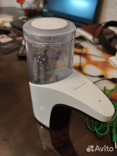 Мыльный дозатор сенсорный