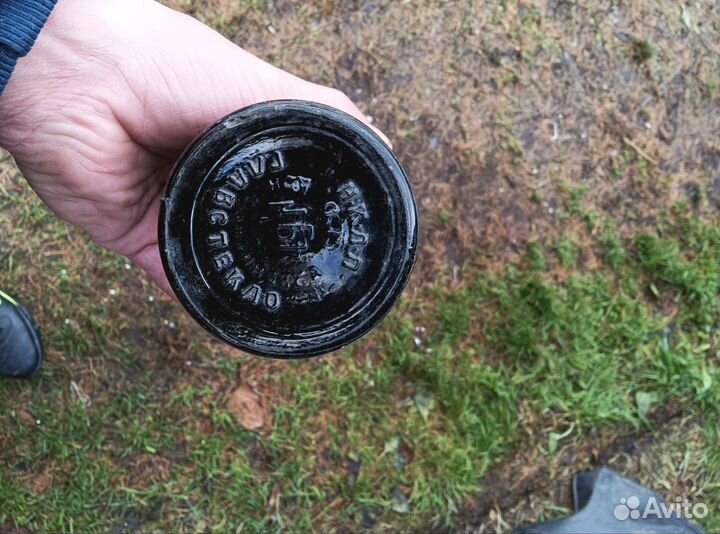 Бутылки старинные коллекционные