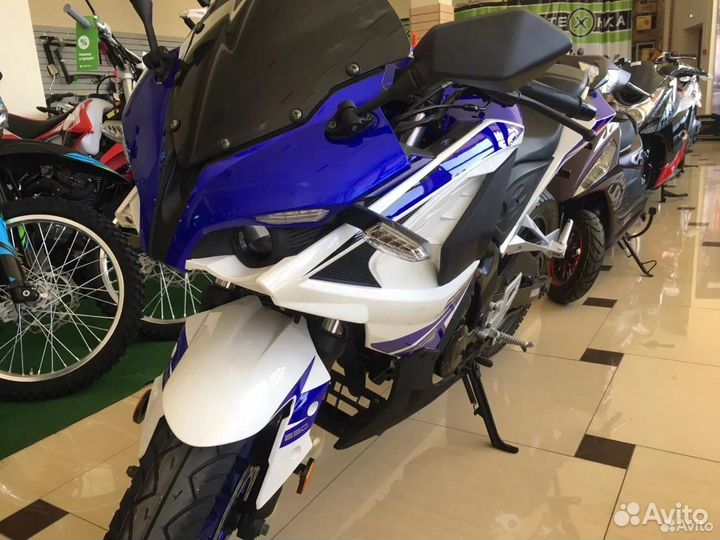 Мотоцикл Racer Storm RC250XZR-A