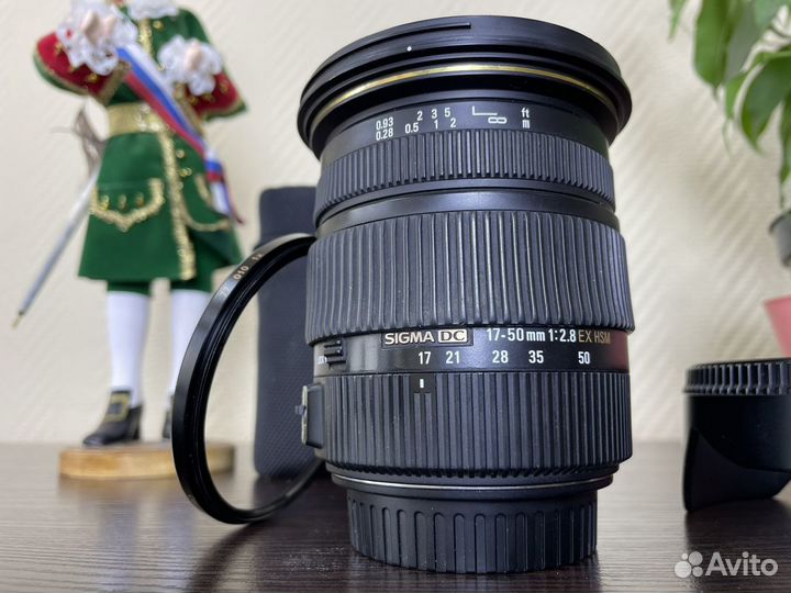 Sigma AF 17-50mm f/2.8 EX DC OS HSM Canon EF-S