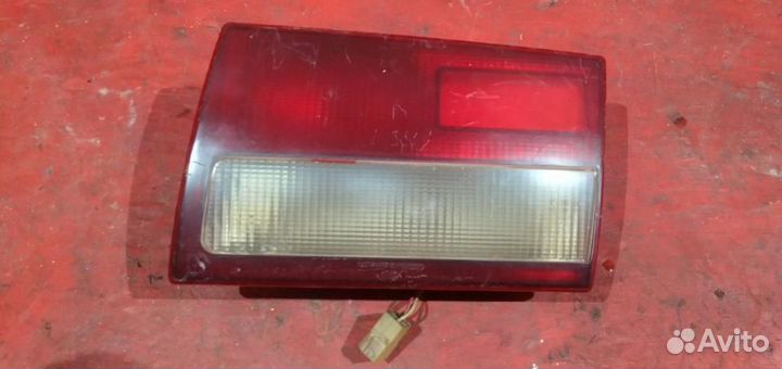 Волга 3110 фонарь задний правый на крышку багажник