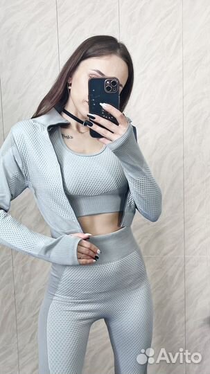 Спортивный костюм тройка. Новый