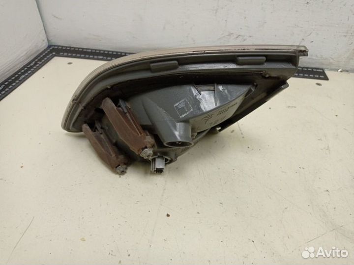 Фонарь задний внутренний задний левый Mazda Cx-9