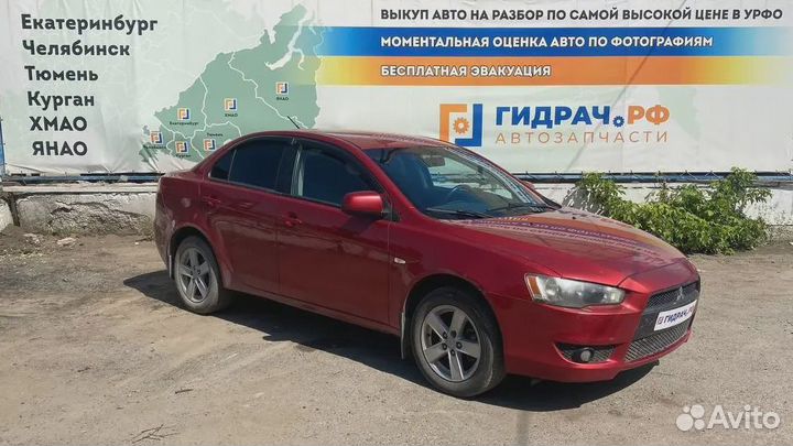 Ручка двери внутренняя левая Mitsubishi Lancer X