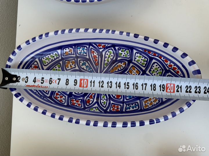 Набор кофейных чашек на 11 персон, салатницы