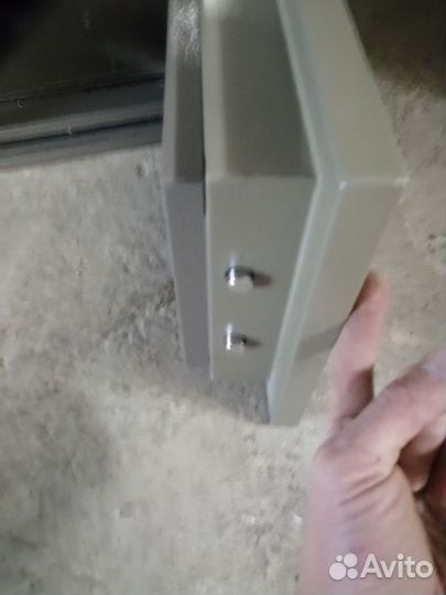 Сейф для денег и документов