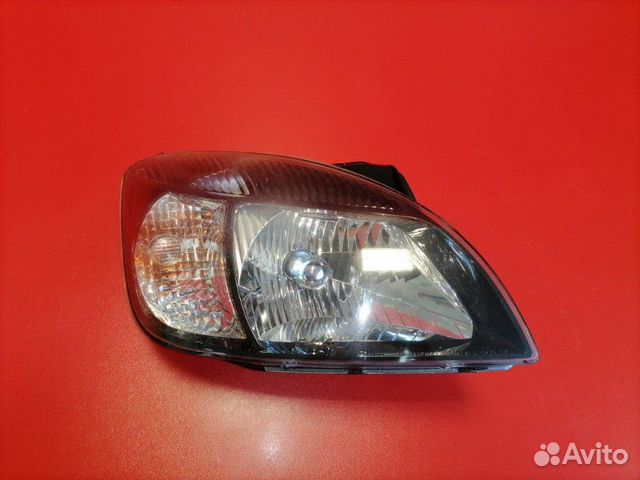 Фара передняя правая Kia Rio JB G4EE 2011