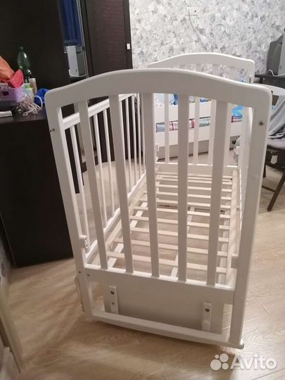 Продаётся кроватка с маятником от 0 до 3х лет