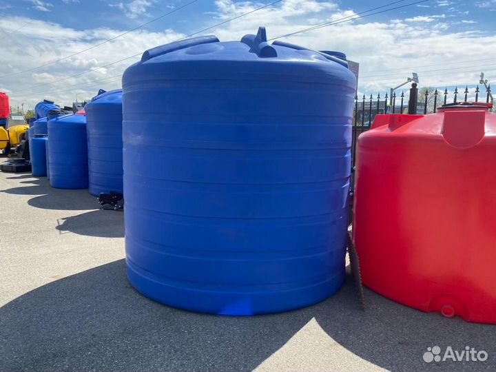 Емкость пластиковая 10000л. воды, кас-32