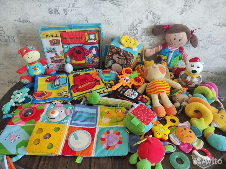 Развивающие игрушки пакетом
