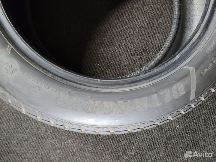 Goodyear UltraGrip 8 225/55 R17