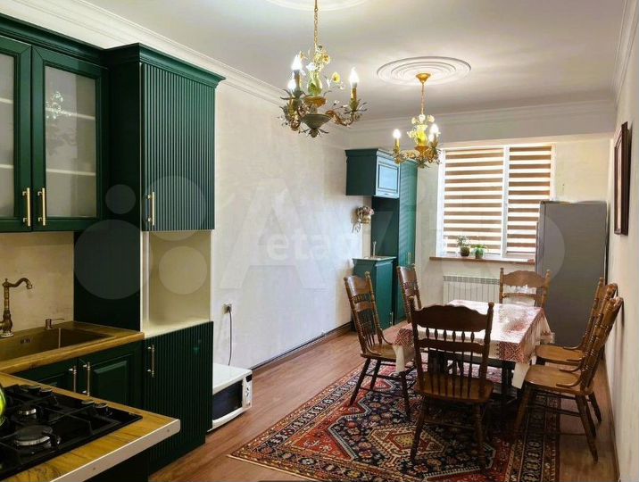3-к. квартира, 110 м², 4/9 эт.