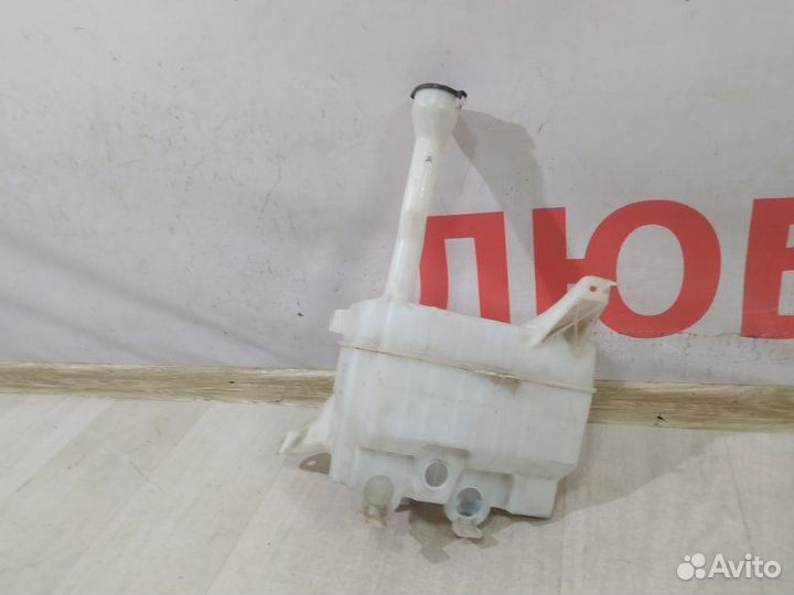 Бачок омывателя Toyota Camry XV50 2011-2018
