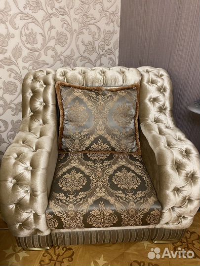 Диван и кресло