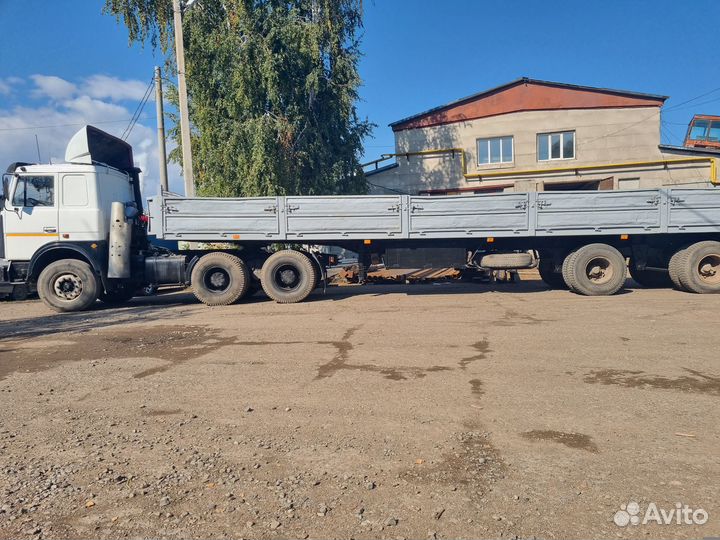 МАЗ 642208-020 с полуприцепом, 2007