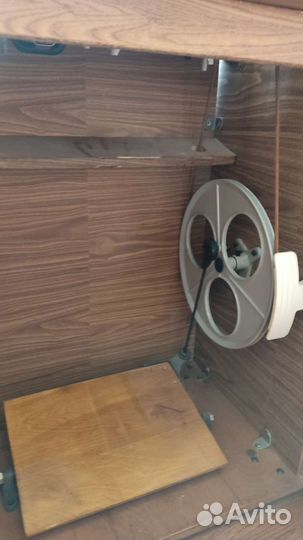 Швейная машина Чайка 143