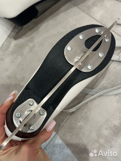 Коньки фигурные