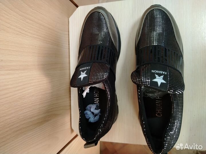 Туфли ботинки женские 40 новые