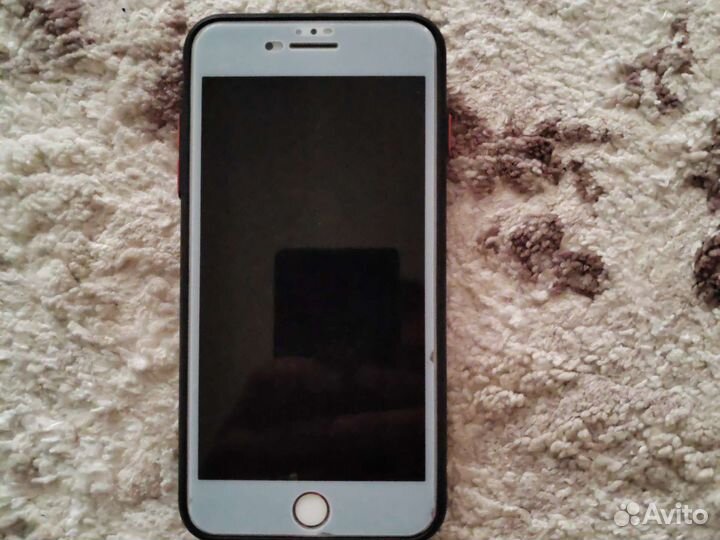 Телефон iPhone 7 plus