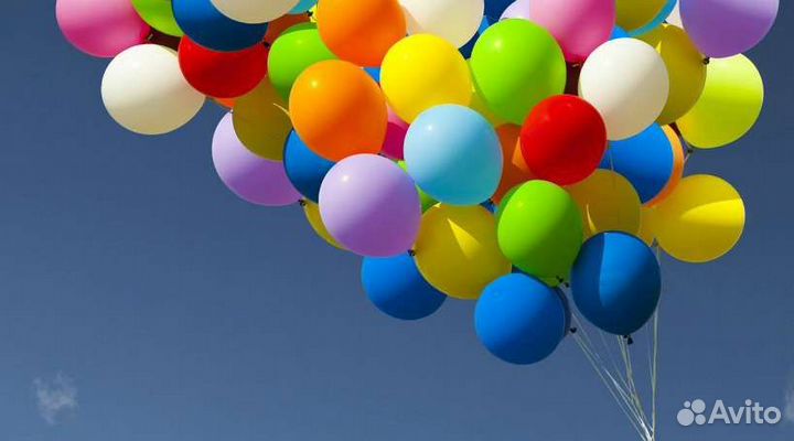 Продавец в магазин шаров