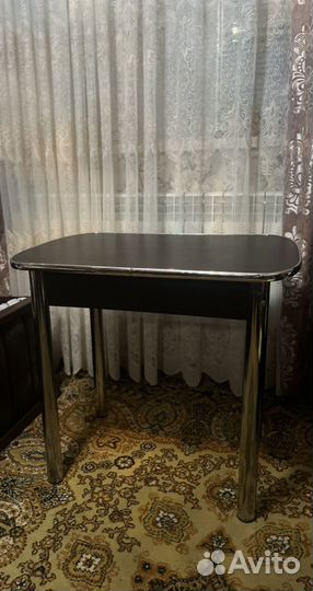 Кухонный стол бу