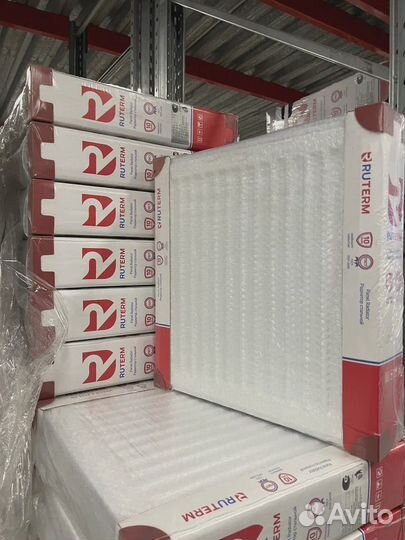 Радиатор отопления стальной. Боковое подключение