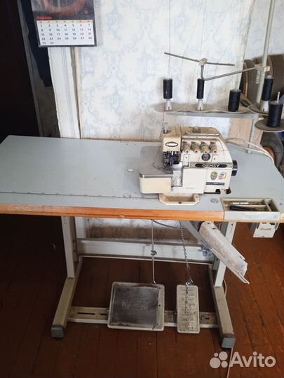 Швейная машинка и Оверлок 5ти нитка