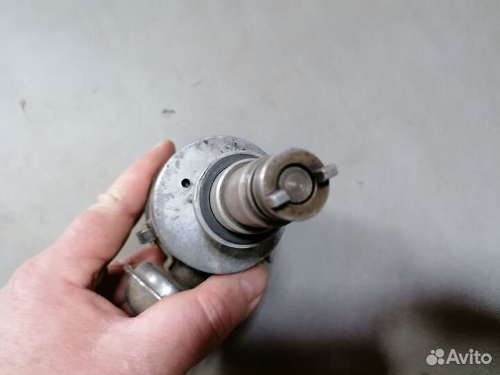 Распределитель зажигания (трамблёр) для Volvo 343