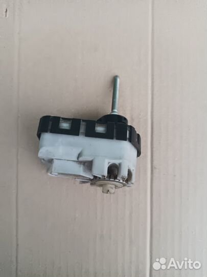 Моторчик корректора фар Lexus (Лексус) -NX-200/300