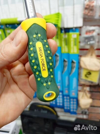 Ключи трещеточный 1/4