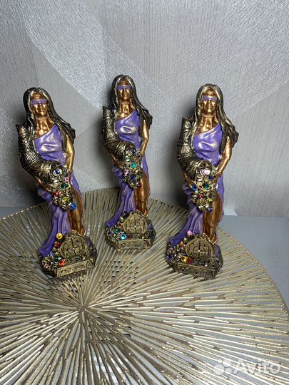 Богиня Фортуна со стразами