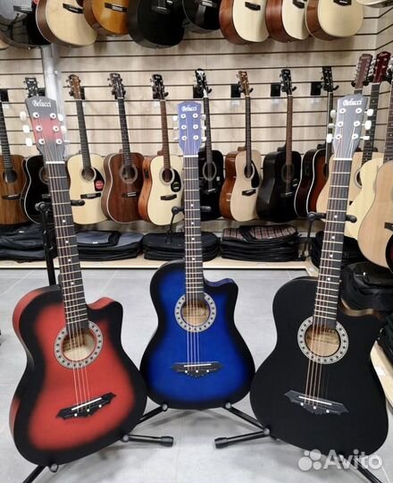 Акустическая гитара