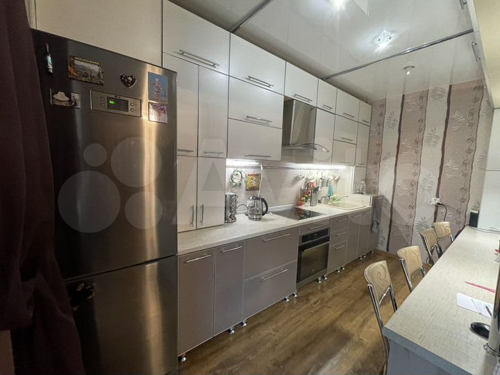 1-к. квартира, 61 м², 1/4 эт.