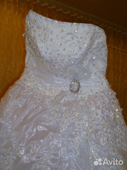 Продаю свадебное платье