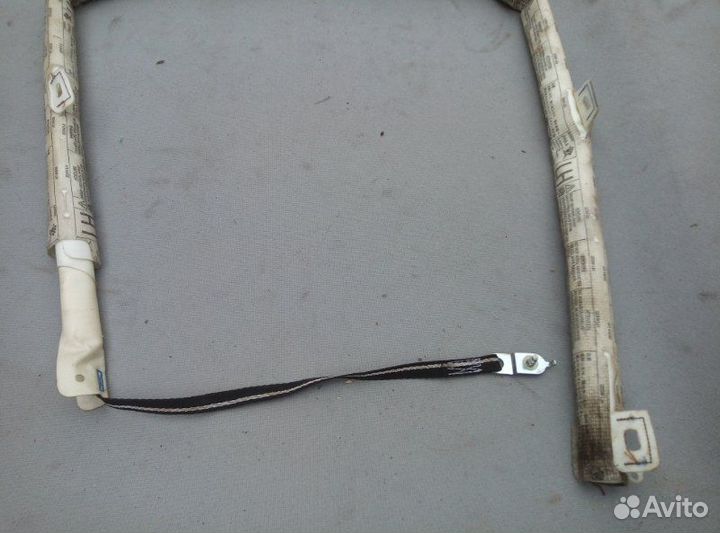 Шторка безопасности левая Toyota Avensis