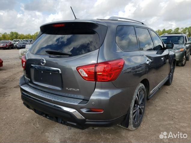 Дверь на nissan pathfinder R52