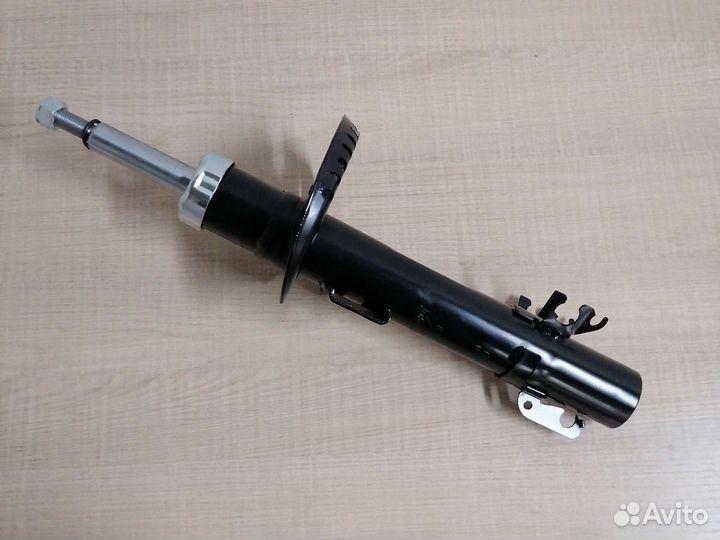 Амортизатор передний Polo5 Rapid