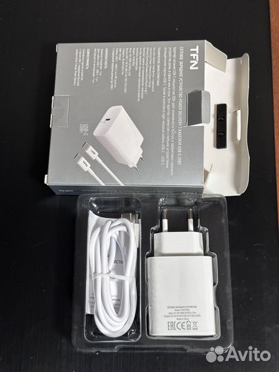 Зарядное устройство для Apple с кабелем