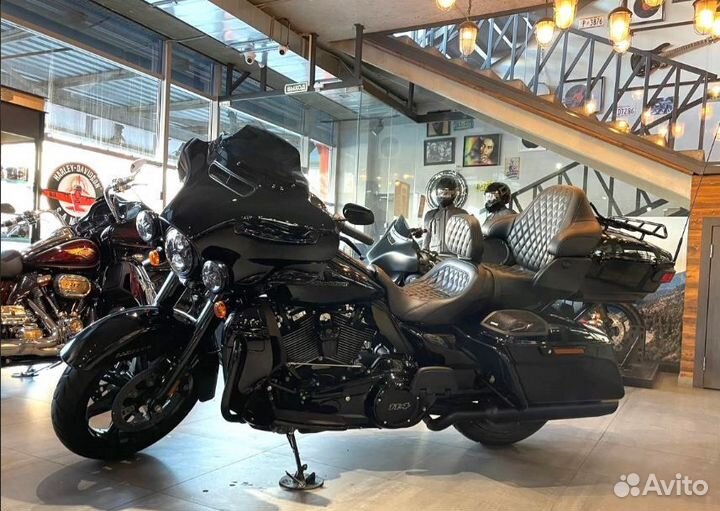 Harley-Davidson Ultra Limited 114