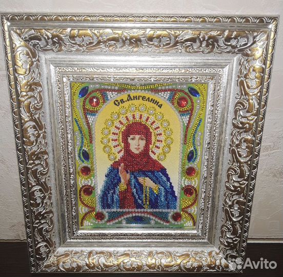 Картины и иконы из бисера