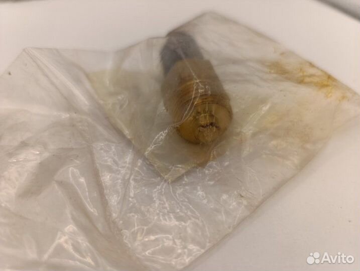 Датчик температуры охлаждающей жидкости