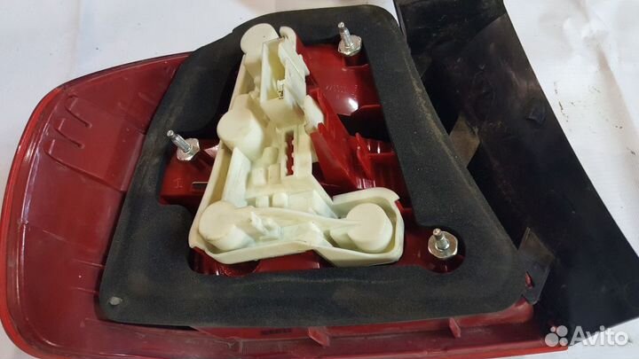 Фонарь задний правый для bmw e90 бмв е90 2007г