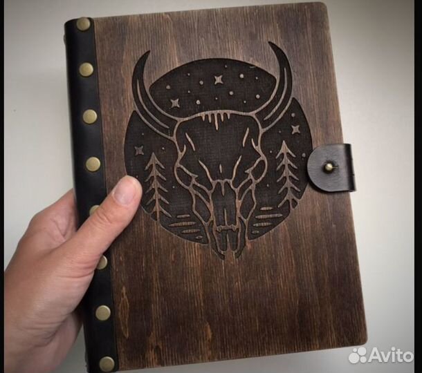 Ежедневник из дерева / блокнот