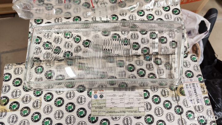 Стекла фар Шкода Фелиция 1098-2001