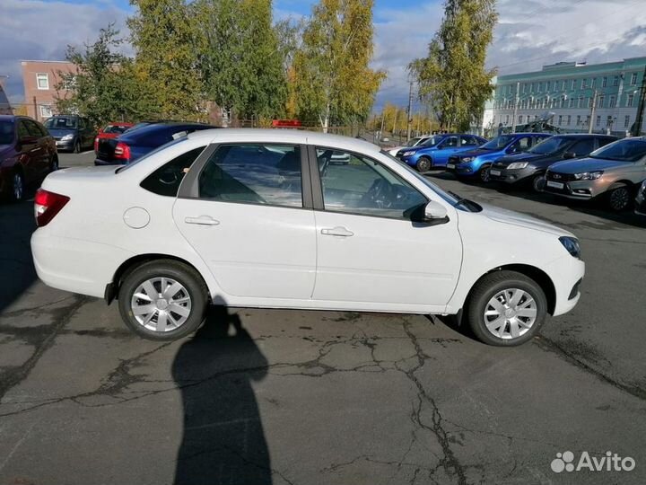 LADA Granta 1.6 МТ, 2023