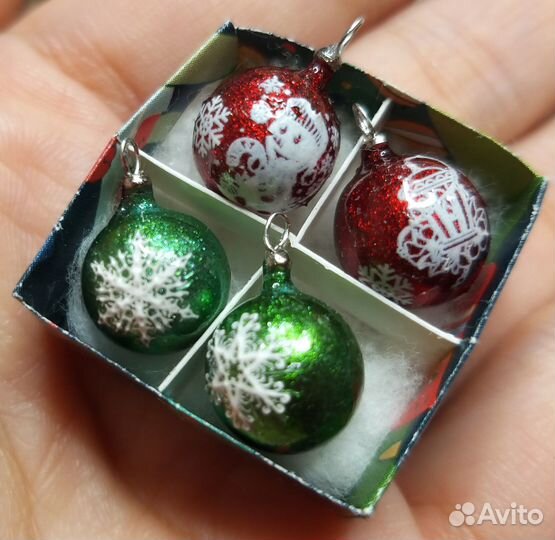 Миниатюрные новогодние шары