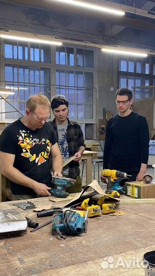 Обучение столяров, столярному делу